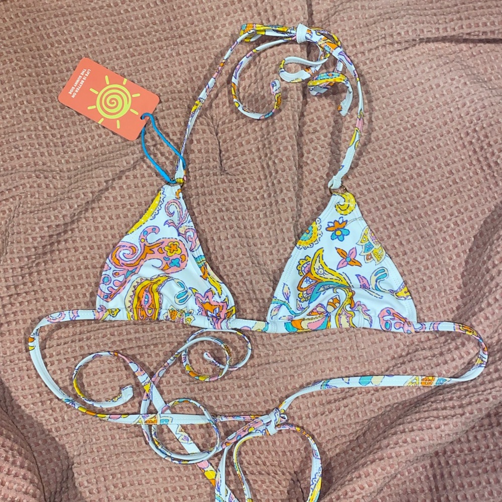 Chloe top in rio paisley